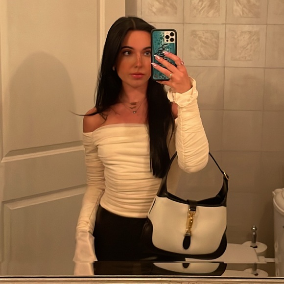 Meet your Posher, Catherine - Picture 1 of 1